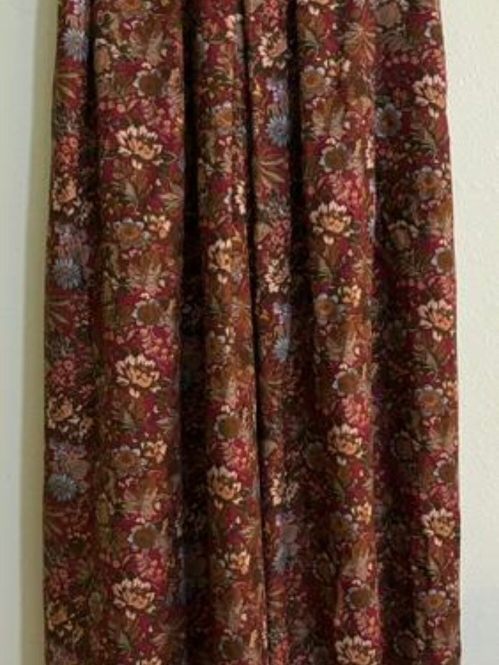 Palazzo pant/split floral print very vintage skirt/ side pockets/button closure